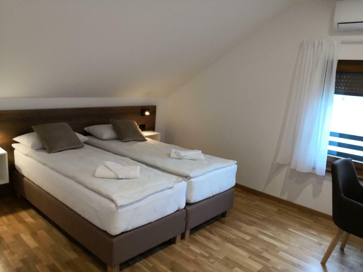 קורניצה Accommodation Plitvice מראה חיצוני תמונה