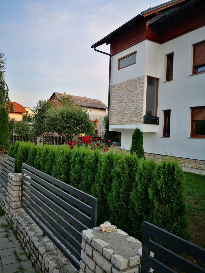 קורניצה Accommodation Plitvice מראה חיצוני תמונה