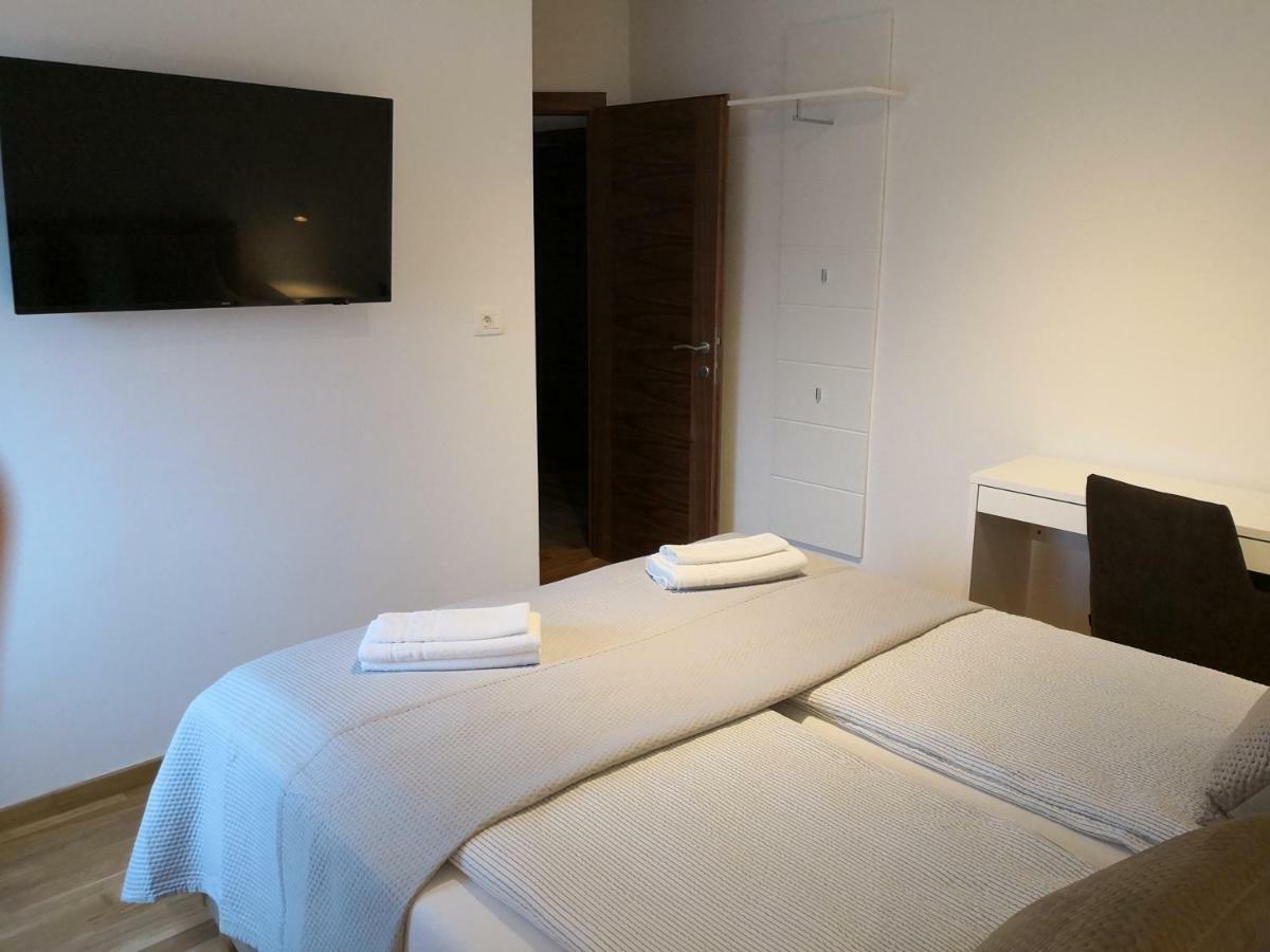 קורניצה Accommodation Plitvice מראה חיצוני תמונה